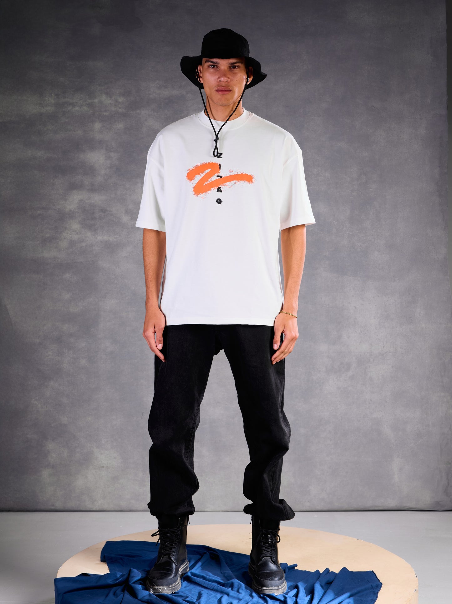 SIGNATURE MARK TEE