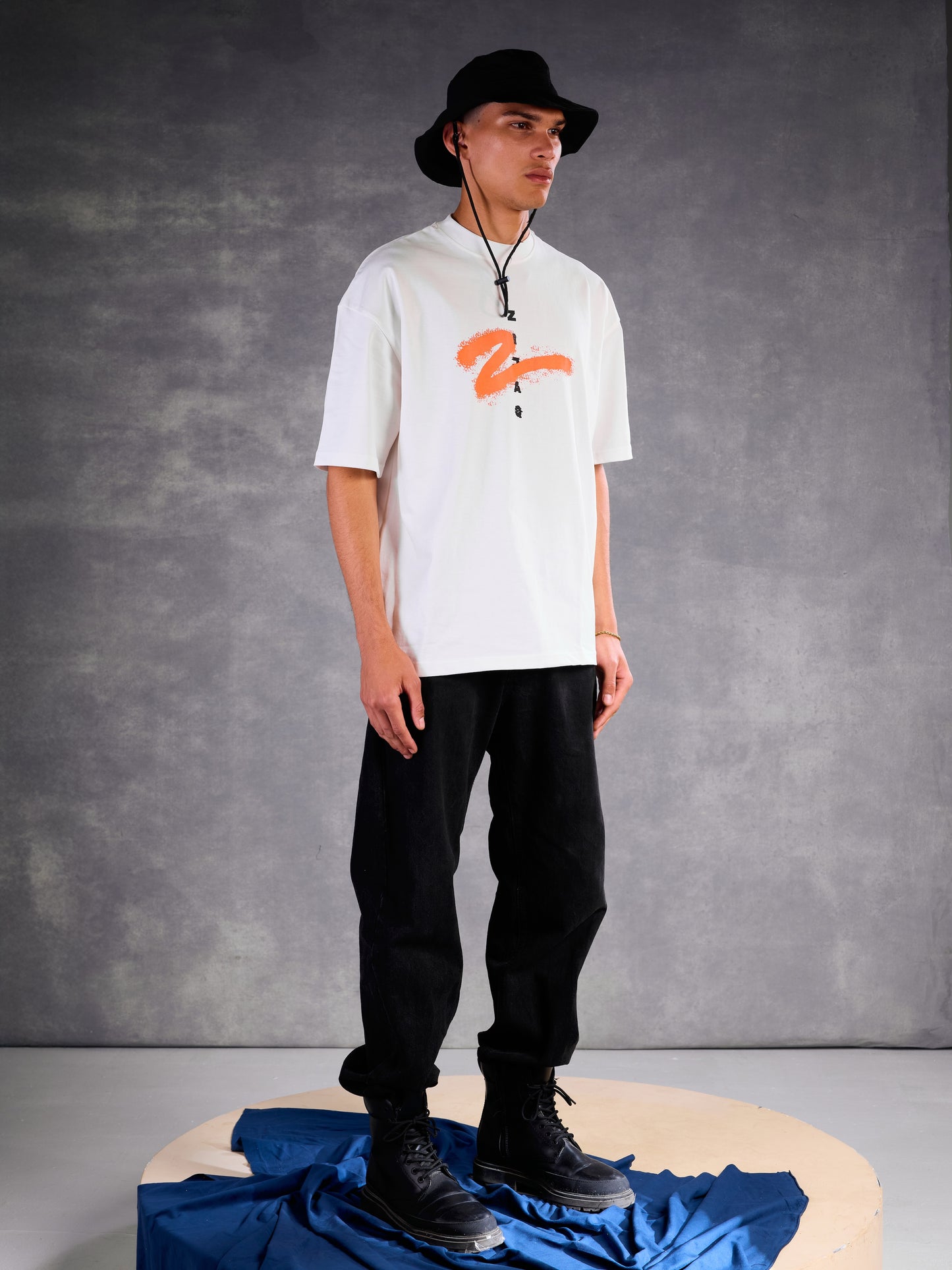 SIGNATURE MARK TEE